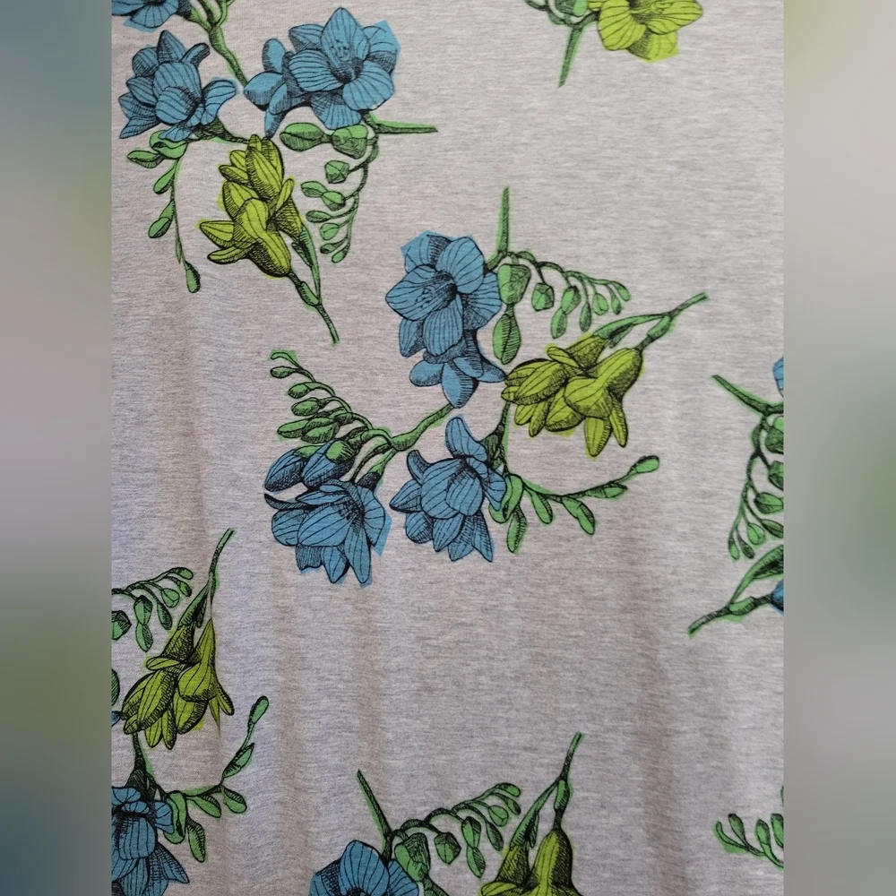 LuLaRoe Blue and Green Floral And Grey Short Sleeve Midi Dress - Picture 4 of 4